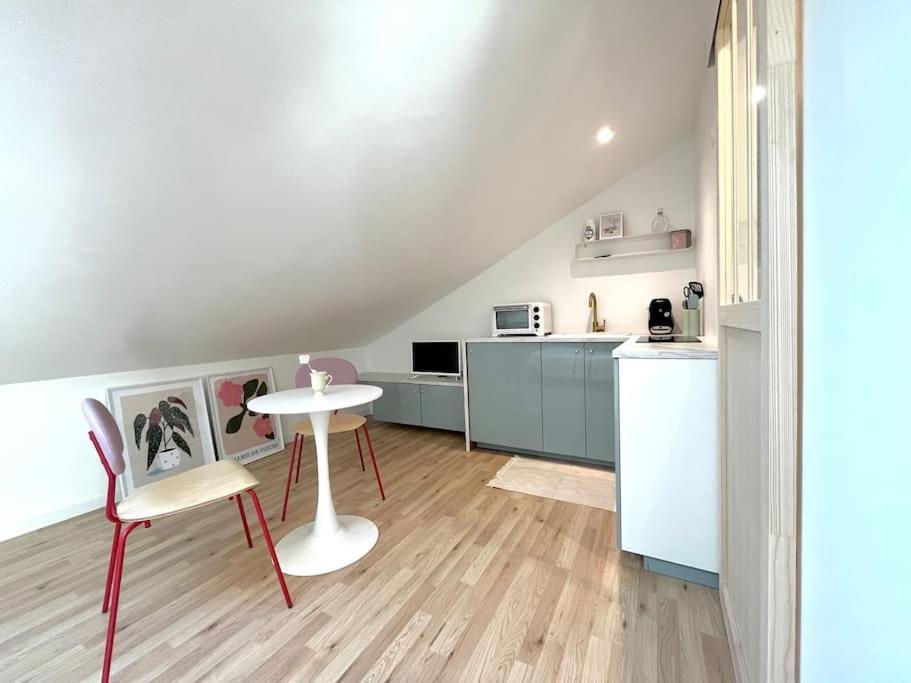 Апартаменти Studio Jade : Charmant Logement Place Clemenceau По Екстер'єр фото